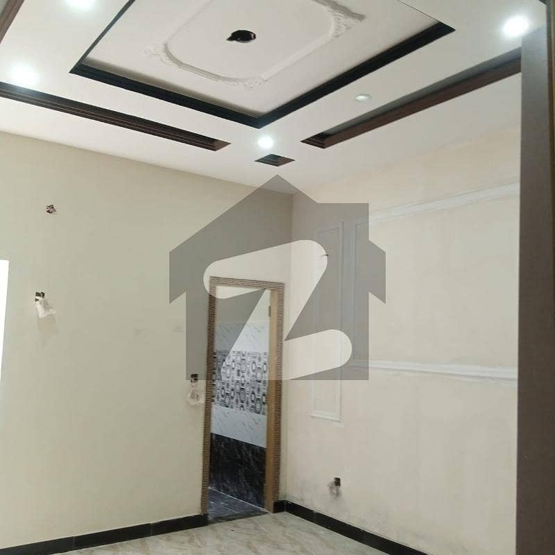 14- Marla Brand New Corner House For Rent In Prime Location 40ft Road For Office And Residential, Lhr.