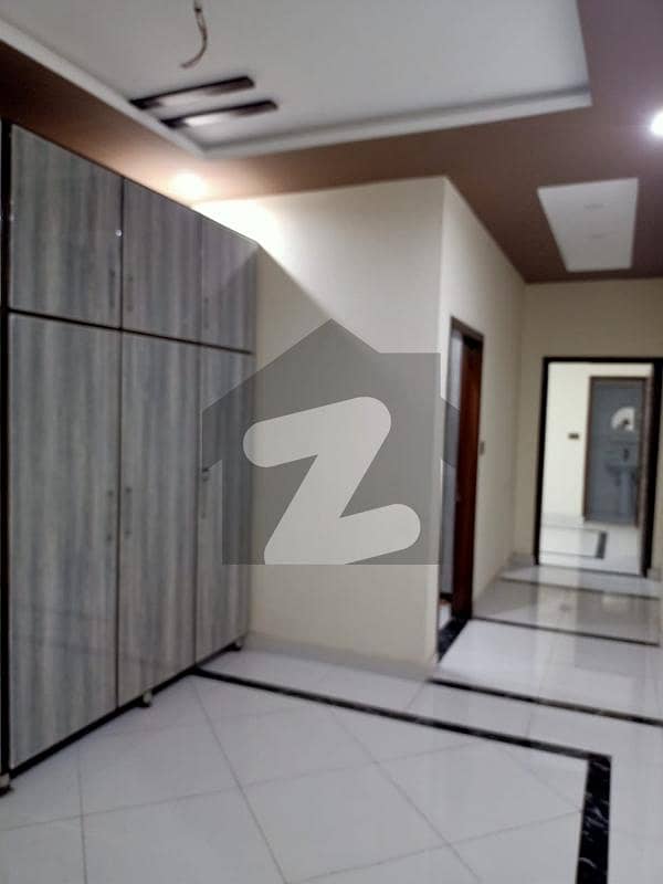 قرطبہ چوک لاہور میں 2 کمروں کا 3 مرلہ فلیٹ 70.0 لاکھ میں برائے فروخت۔