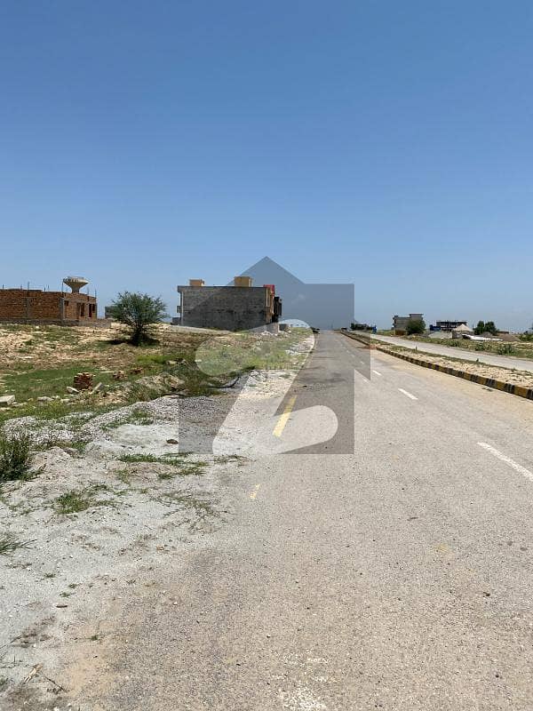 MAIN DOUBLE ROAD 30x70 PLOT ON INVESTOR RATE