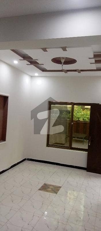 5 Marla Upper portion available for Rent Pakistan Town Phase 2 Islamabad