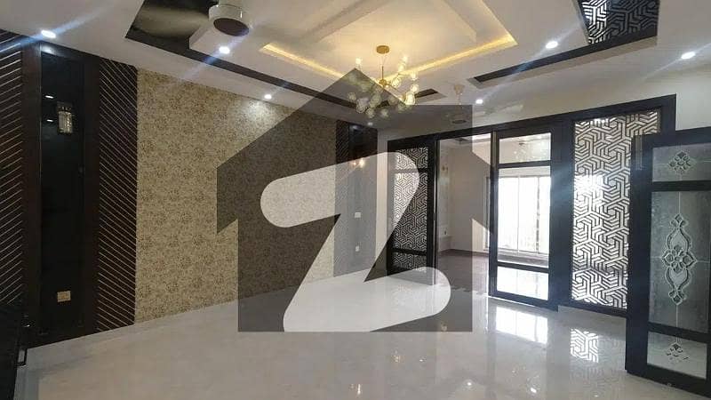 10 Marla House With Basement For Sale In Bahria Town Lahore