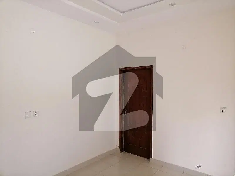 Prime Location 10 Marla Spacious House Is Available In Formanites Housing Scheme For rent