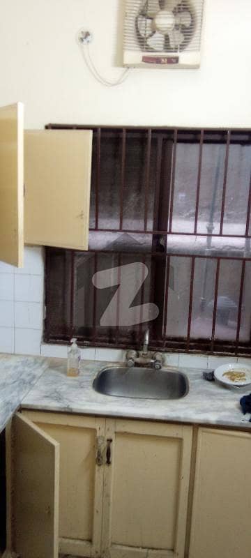 چکلالہ سکیم 3 چکلالہ سکیم,راولپنڈی میں 2 کمروں کا 5 مرلہ فلیٹ 22.0 ہزار میں کرایہ پر دستیاب ہے۔
