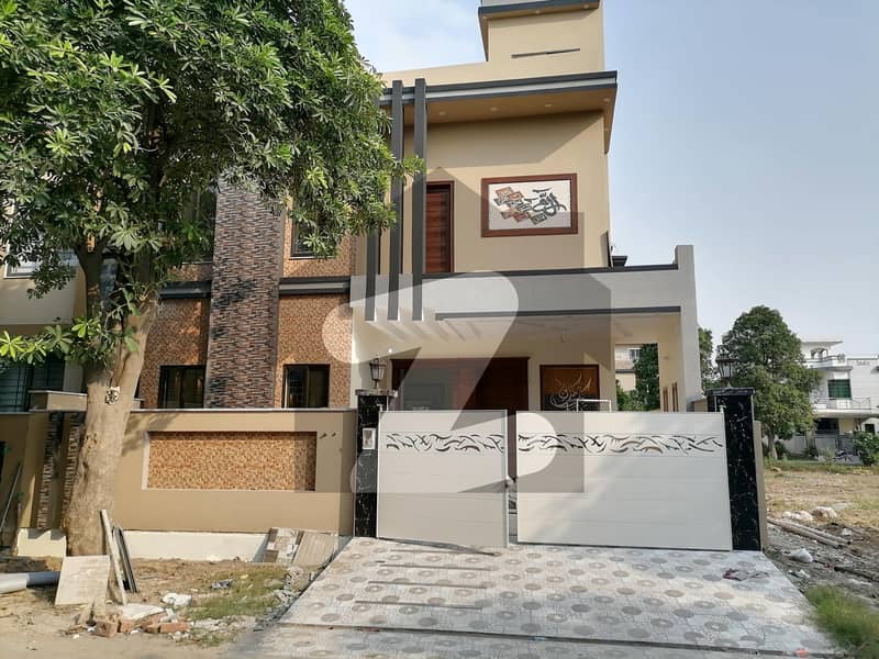 10 Marla House For sale In Wapda City - Block M Faisalabad