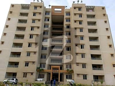 نیوی ہاؤسنگ سکیم کارساز کراچی میں 5 کمروں کا 1 کنال فلیٹ 8.9 کروڑ میں برائے فروخت۔