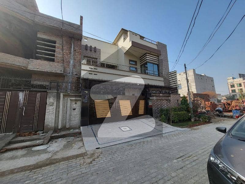 A Prime Location 10 Marla House In Imran Akram Villas Is On The Market For sale