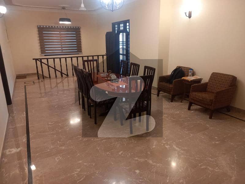400yards Independent Beautiful Renovated Bungalow In Prime Location Dha Phase 5