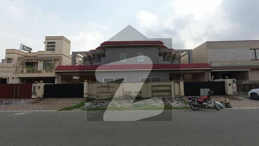 10 Marla House Is Available For Sale In DHA Phase 5 Block L Lahore