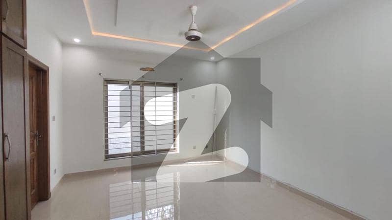 10 Marla Lower Portion Available For Rent In Bahria Town Phase-8,"SECTOR F-3",Rwp.