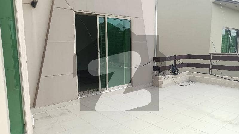 1 Kanal Lower Portion Available For Rent In Dha Phase 4 Dd Block