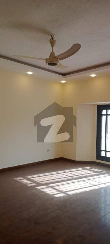 4500 Square Feet House Ideally Situated In Dha Phase 6
