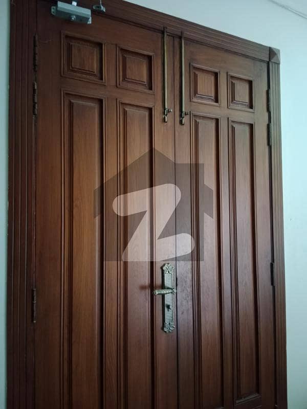 پاکستان ٹاؤن ۔ فیز 2 پاکستان ٹاؤن,اسلام آباد میں 7 کمروں کا 1 کنال مکان 2.2 لاکھ میں کرایہ پر دستیاب ہے۔ پاکستان ٹاؤن ۔ فیز 2 پاکستان ٹاؤن,اسلام آباد میں 7 کمروں کا 1 کنال مکان 2.2 لاکھ میں کرایہ پر دستیاب ہے۔