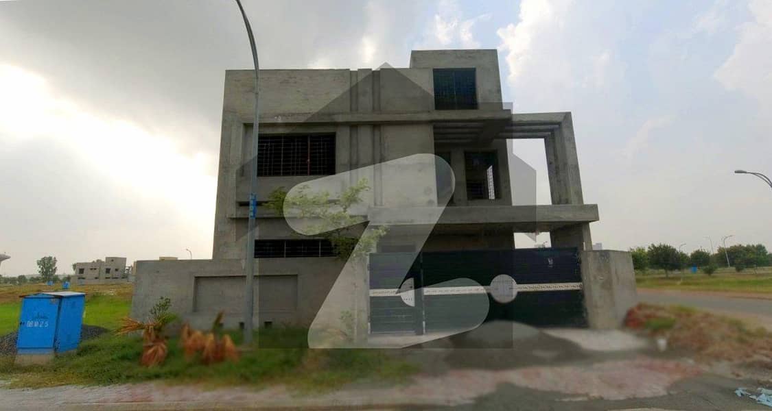 11 Marla Spacious Corner House Available In Bahria Orchard Phase 4 - Block G6 For Sale