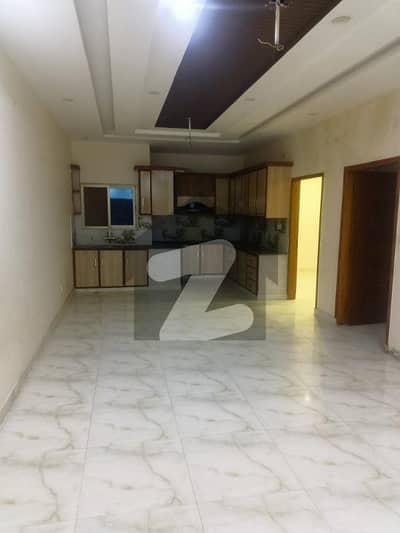 ماڈل ٹاؤن - بلاک ایس ماڈل ٹاؤن,لاہور میں 2 کمروں کا 5 مرلہ فلیٹ 45.0 ہزار میں کرایہ پر دستیاب ہے۔