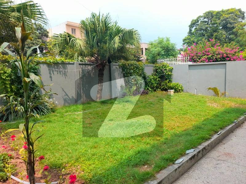 Prime Location Ideal Size Old House For Sale Prime Location Ideal Size Old House For Sale