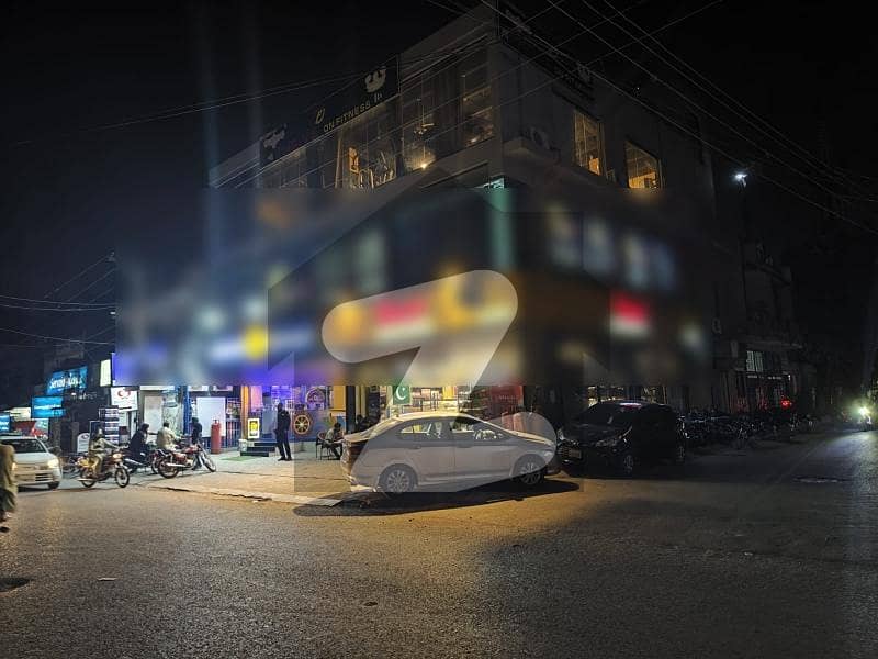 سمن آباد لاہور میں 5 کمروں کا 12 مرلہ عمارت 14.0 کروڑ میں برائے فروخت۔
