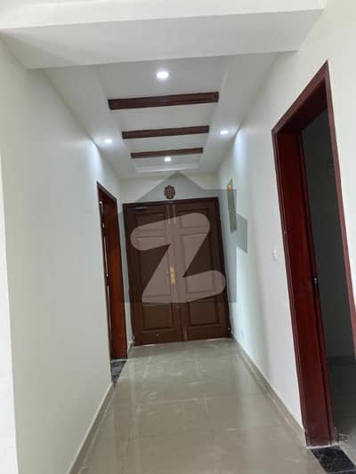 Very God Condition Near To Park Luxury apartment 3 Bed Available For Sale