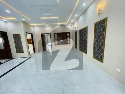 Facing Park 10 Marla Luxury House For Sale In Sector C Jasmine Block Bahria Town Lahore