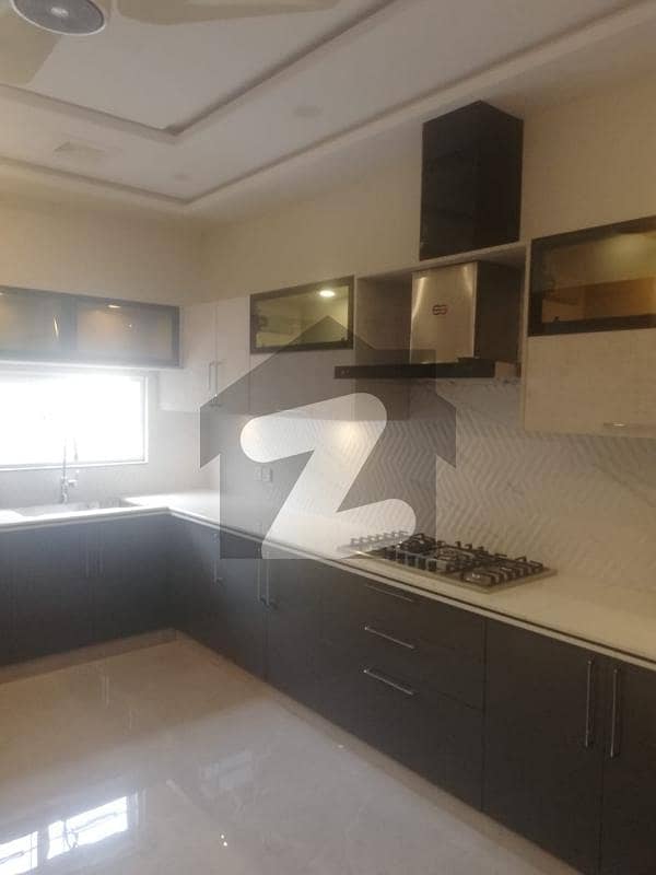 10 MARLA UPPER PORTION AVAILABLE FOR RENT IN VALENCIA TOWN LAHORE