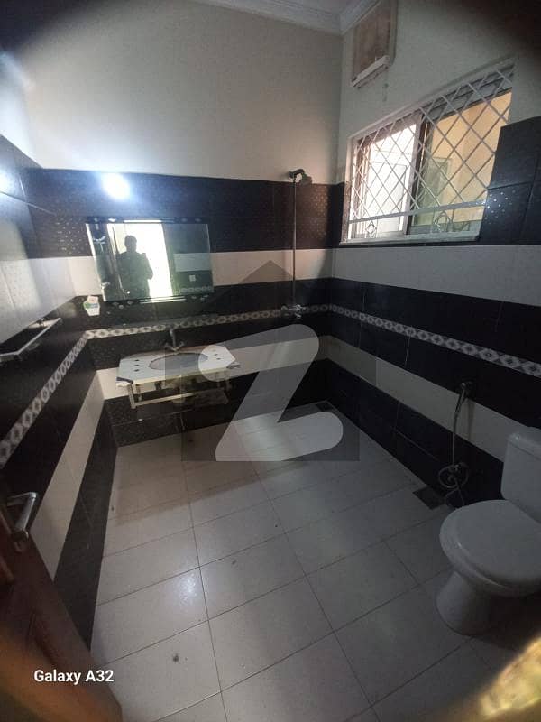 5 Marla Lower Portion Available For Rent In Dha 11 Rahber Lahore