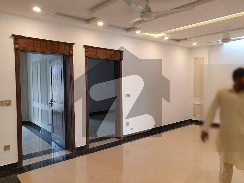 7 Marla Beautiful Double Storey House Available For Rent 7 Marla Beautiful Double Storey House Available For Rent