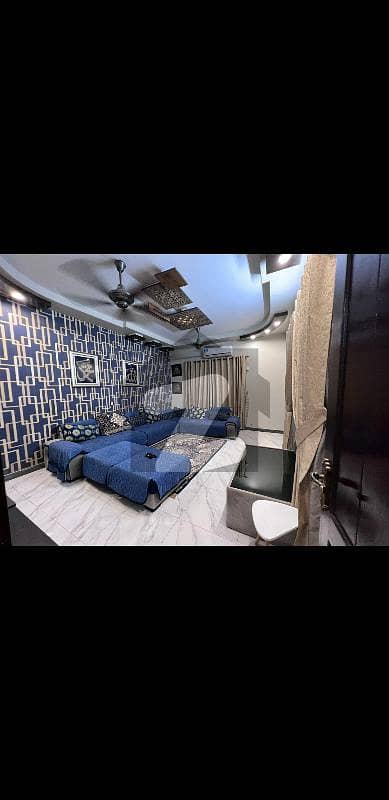 گلشنِ شمیم گلبرگ ٹاؤن,کراچی میں 6 کمروں کا 5 مرلہ مکان 3.2 کروڑ میں برائے فروخت۔