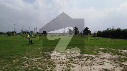 7 Marla Plot Near To Park And Main Road For Sale
