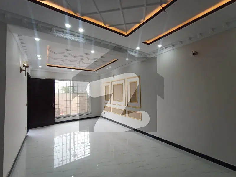 7 Marla House for Sale on Cheap Price in Lake City Sector M7A