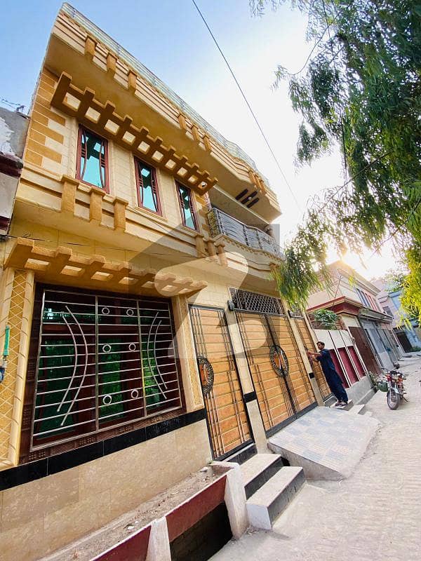 فقیر آباد زریاب کالونی,پشاور میں 6 کمروں کا 5 مرلہ مکان 2.8 کروڑ میں برائے فروخت۔
