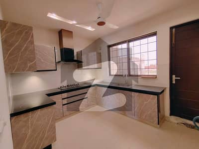 1 Kanal Upper Portion For Rent In Dha Phase 7 Brand New