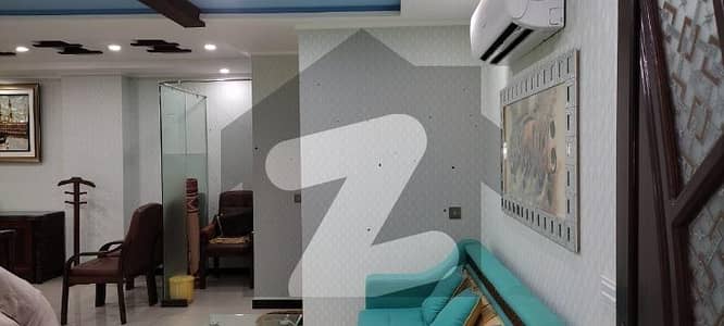 بحریہ مڈوے کمرشل بحریہ ٹاؤن کراچی,کراچی میں 16 مرلہ Studio دفتر 3.28 کروڑ میں برائے فروخت۔