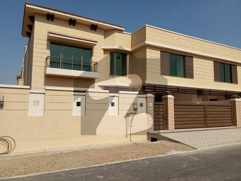 Prime Location House Of 375 Square Yards Is Available For sale In Askari 5 - Sector H
