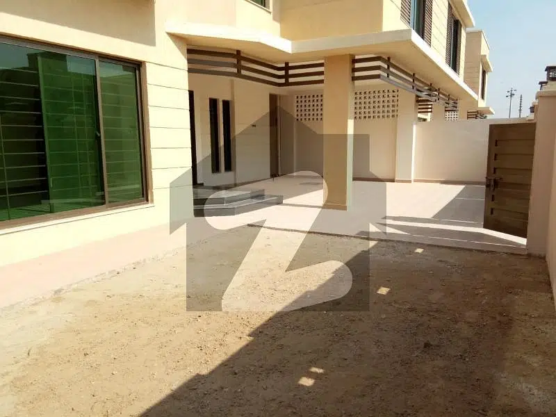 Prominently-Located Prime Location 375 Square Yards House Available In Askari 5 - Sector H