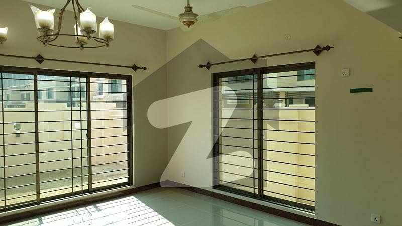 Corner Brand New Main Blvd 428 Square Yards House In Askari 5 - Sector H Available For Sale