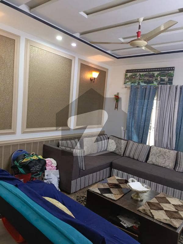 10 Marla Luxury House For Sale 10 Marla Luxury House For Sale
