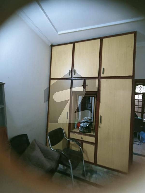 جوبلی ٹاؤن لاہور میں 3 کمروں کا 3 مرلہ مکان 40.0 ہزار میں کرایہ پر دستیاب ہے۔