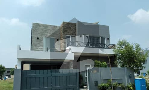 Bahria Nasheman Zinia Block 9 Marla 1.5 Storey Beautiful Classic Design House Available for sale