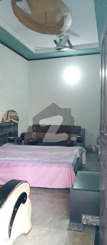 زکریا ٹاؤن ملتان میں 4 کمروں کا 7 مرلہ مکان 1.15 کروڑ میں برائے فروخت۔