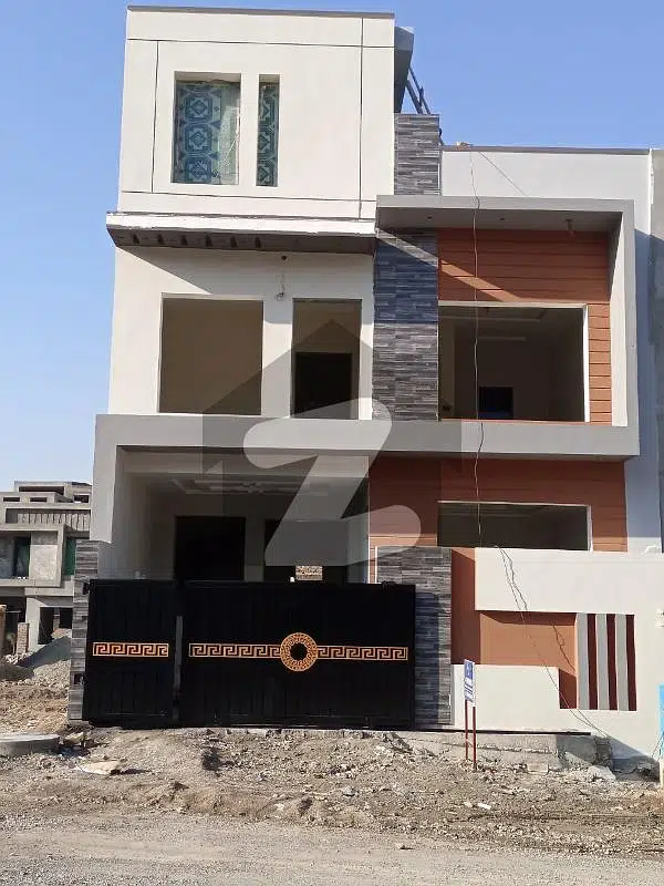 Elegant Design 5 Marla House For Sale In Faisal Hill Executive Block