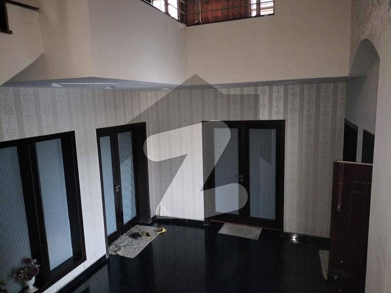 1 KANAL 3 BEDROOM UPPER PORTION AVAILABLE FOR RENT IN DHA PHASE 6