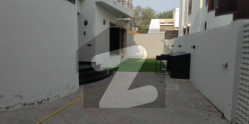 جناح سوسائٹی جمشید ٹاؤن,کراچی میں 5 کمروں کا 10 مرلہ مکان 13.5 کروڑ میں برائے فروخت۔