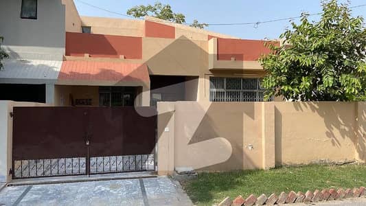 13 Marla full house with 3 bedrooms available for rent in askari 3 near to fauji foundation hospital