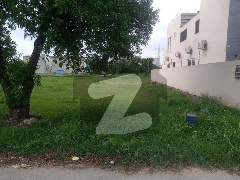 Top Location On Mail Road 150 Feet Road W Kanal 925 plot for sale in DHA Phase 7 Block W