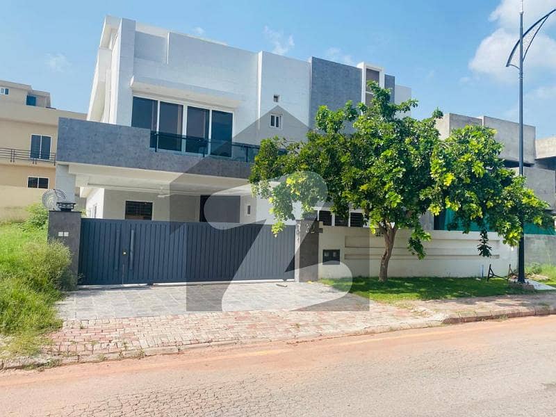 Bahria Enclave Sector C 1 Kanal House Available For Rent Bahria Enclave