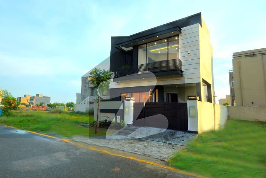 5 Marla Out Class Stylish Luxury Bungalow For Rent In DHA Lahore