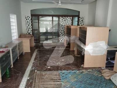 2 Kanal House Available For Rent In Gulberg At Prime Location
