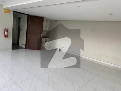 8 Marla Commercial Paza For Sale At Hot Location
