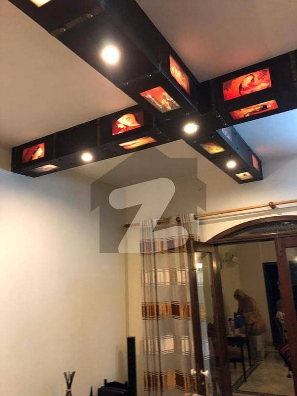 کینٹ ویو سوسائٹی لاہور میں 6 کمروں کا 2 کنال مکان 6.0 لاکھ میں کرایہ پر دستیاب ہے۔