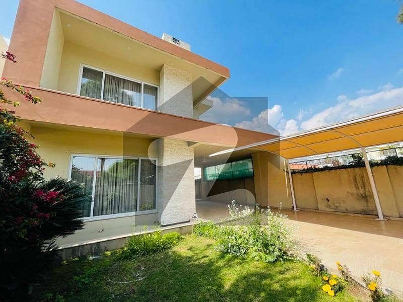 F-7 House for rent. F-7 House for rent.