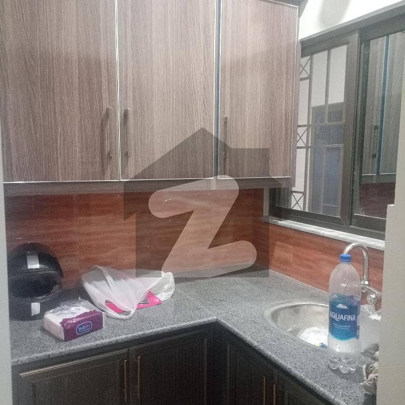 brand new plazaa 1bed apprtmint available for Rent